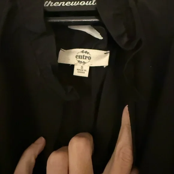 Entro Black Puff Sleeve Maxi Sundress - Picture 2 of 3